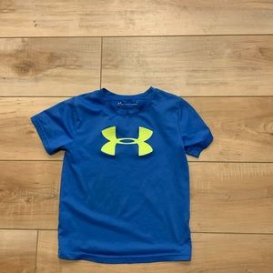 UA Shirt in Great Condition